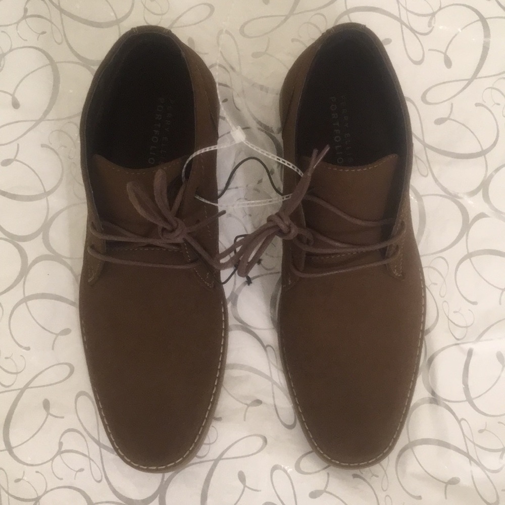 Brown Faux Suede Chukka Boot 9 NWT - Picture 2 of 6